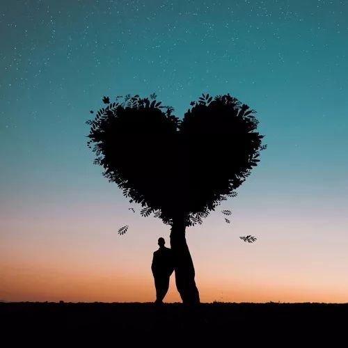 2020最流行微信頭像：成熟穩(wěn)重的男生頭像大全！