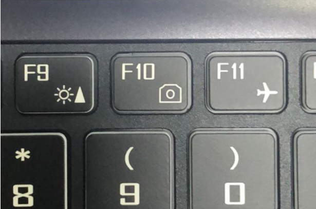 聯(lián)想電腦Win10攝像頭用不了怎么辦？