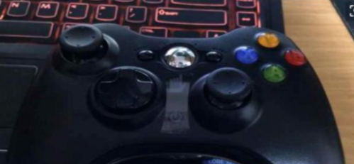 Win10專業版電腦怎么連接XBOX360無線手柄？