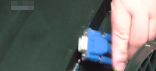 Win10專業(yè)版系統(tǒng)電腦屏幕不清晰有虛影怎么回事？