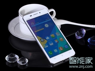 手機美圖秀秀怎么換照片底色