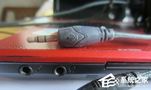 Win7系統(tǒng)連接耳麥不能說話怎么辦？