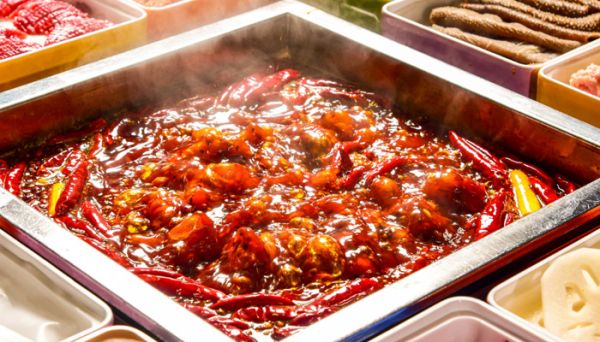 夏天吃火鍋發(fā)朋友圈的語(yǔ)句  夏天吃火鍋發(fā)朋友圈的語(yǔ)句有哪些