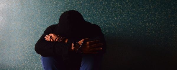 一個人委屈到哭的句子 委屈到哭的朋友圈怎么發