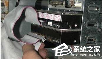 Win7系統開機需要按F2怎么解決？