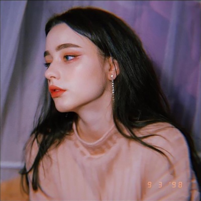 2019最新可甜可鹽的歐美氣質小姐姐微信頭像大全分享