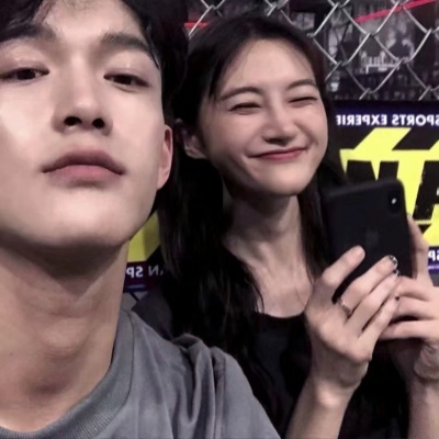 2019最新最全簡單大方微信情侶頭像大全分享