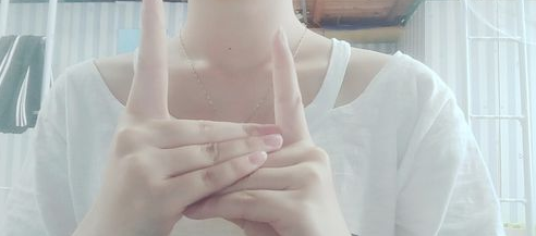 抖音愛的就是你怎么玩 抖音愛的就是你手指舞教程