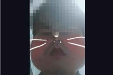 抖音捏臉特效在哪里 告訴你捏一下就變臉拍攝方法