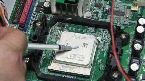 win10內(nèi)存超頻藍(lán)屏解決方法