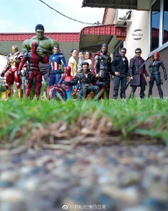 微博上怎么與手辦合影？微博上與手辦合影拍攝教程分享