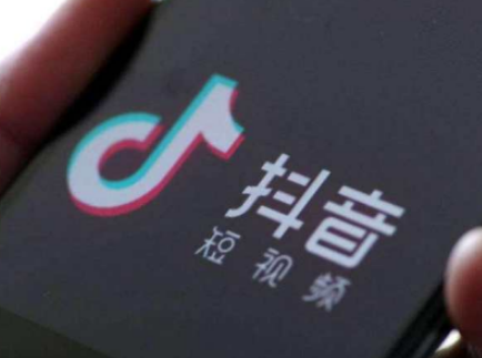 抖音你如果愛上別人請別告訴我是什么歌？你如果愛上別人請別告訴我誰唱的？