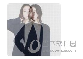 美圖秀秀手機版怎么把兩張圖片合在一起