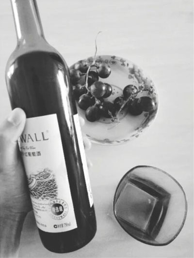 抖音敬自己圖片分享_抖音中敬自己酒的圖片大全