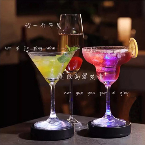 抖音我一介平民怎敢高攀愛(ài)情圖片分享 高清無(wú)水印