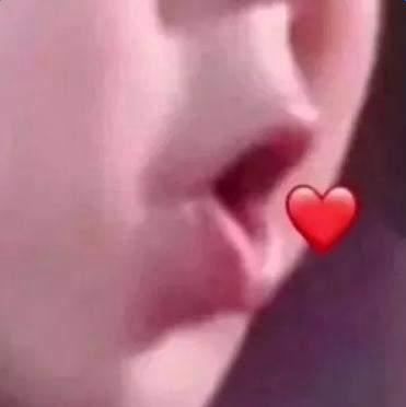 抖音吐愛心的表情包在哪下載？抖音口吐愛心的圖片匯總