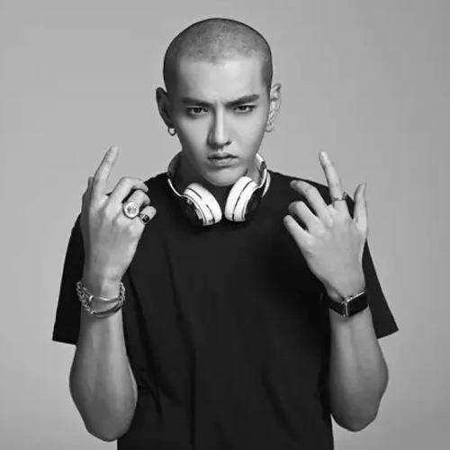 【抖音長得像吳亦凡的女生ID誰有】抖音女版吳亦凡個(gè)人資料分享