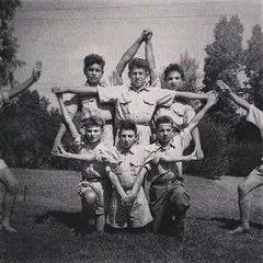 抖音拍照技巧大全_抖音上最火的拍照姿勢匯總