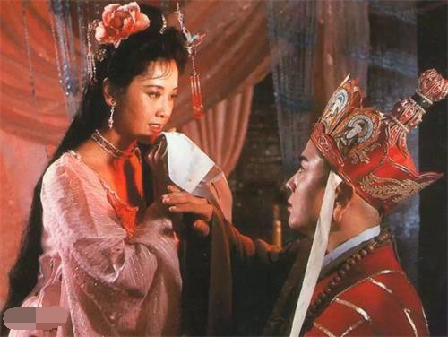 抖音說什么王權富貴什么歌 歌詞歌曲分享