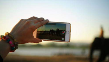 抖音播放量突然降低怎么回事？播放量怎么減少了？