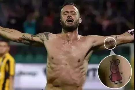 抖音小豬佩奇慘遭封殺_小豬佩奇為什么被稱為社會人