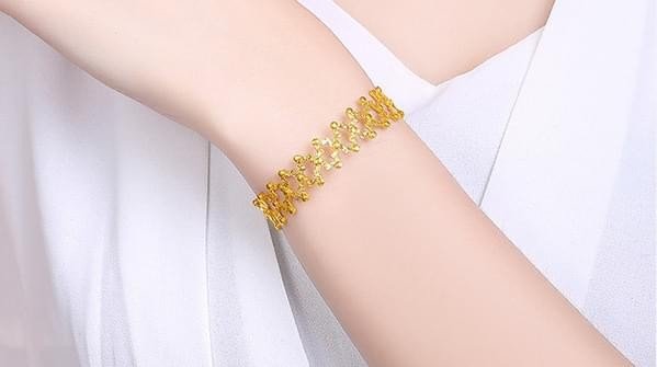 抖音上可以伸縮的戒指在哪買_抖音伸縮戒指手鐲多少錢