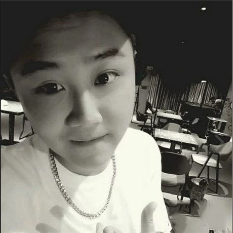 抖音我是個走心的小賣家是什么歌？誰唱的