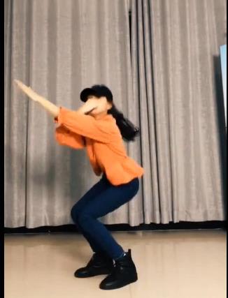 抖音電擺舞BGM詳細介紹及舞蹈教程分享