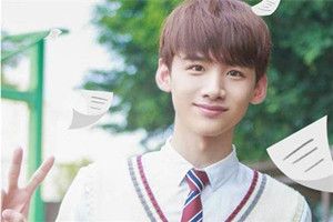 抖音我可以坐在你身后像一個主人看著狗是什么歌？歌曲介紹