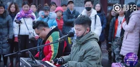 抖音當我不在你身邊是什么歌？抖音當我不在你身邊原唱bgm歌詞