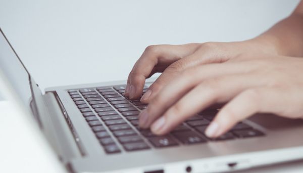 單向好友是什么意思  qq單向好友是什么意思