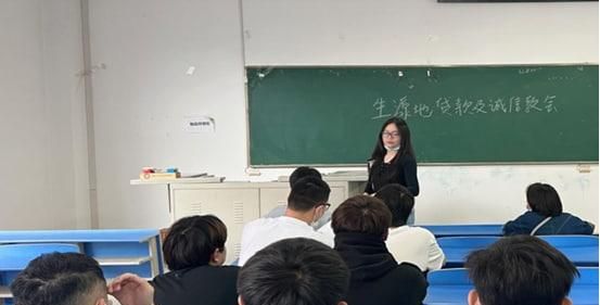 助學(xué)貸款的支付寶賬戶能直接支付嗎