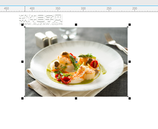 cdr圖框圖片不居中怎么辦