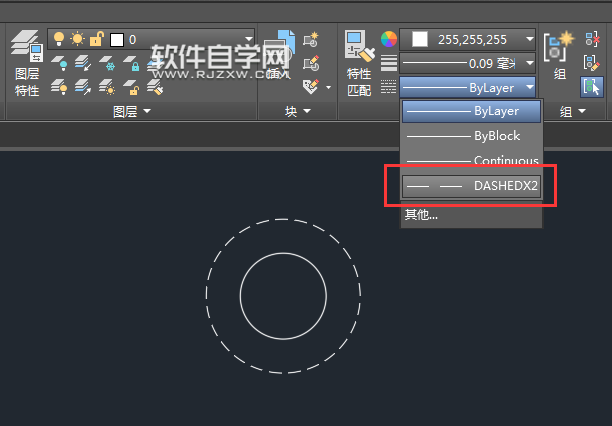 CAD怎么把圓的實線變成虛線