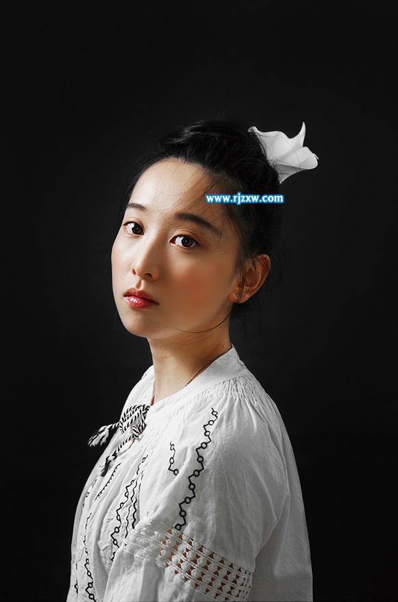 PS給偏暗人像調(diào)亮人物光影