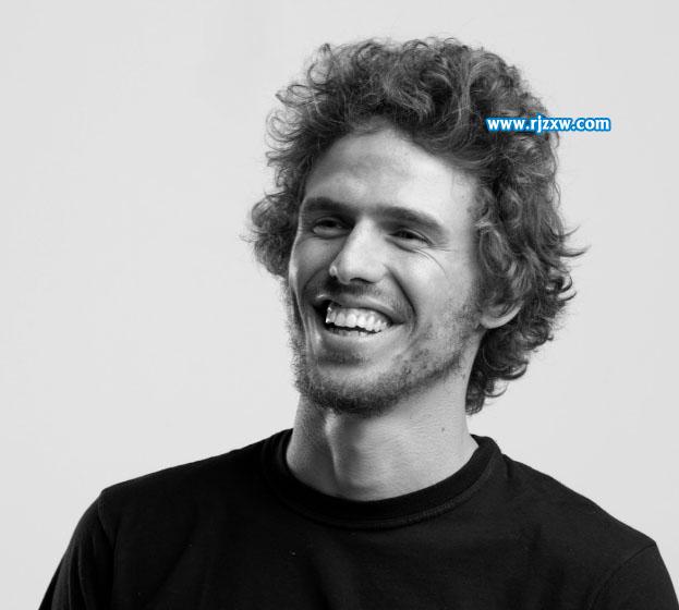 PS制作黑白效果的網(wǎng)紋人像圖片