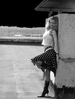 用Photoshop給圖片加上下雨的效果實(shí)例