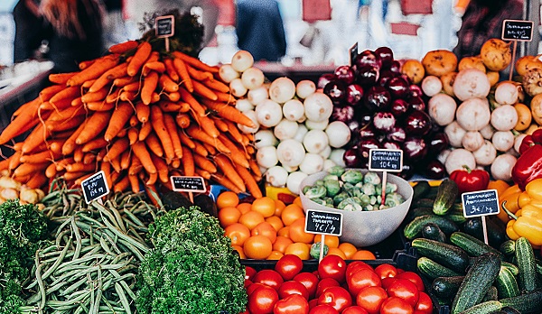 美團(tuán)買(mǎi)菜便宜還是菜市場(chǎng)便宜